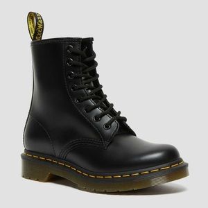 Dr. Martens 1460 Boots - Black 9